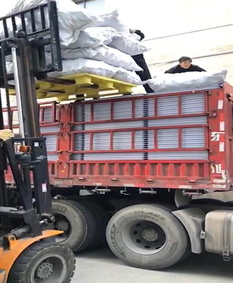 濾頭,濾帽,濾板發(fā)貨中 濾頭,濾帽,濾板發(fā)貨中